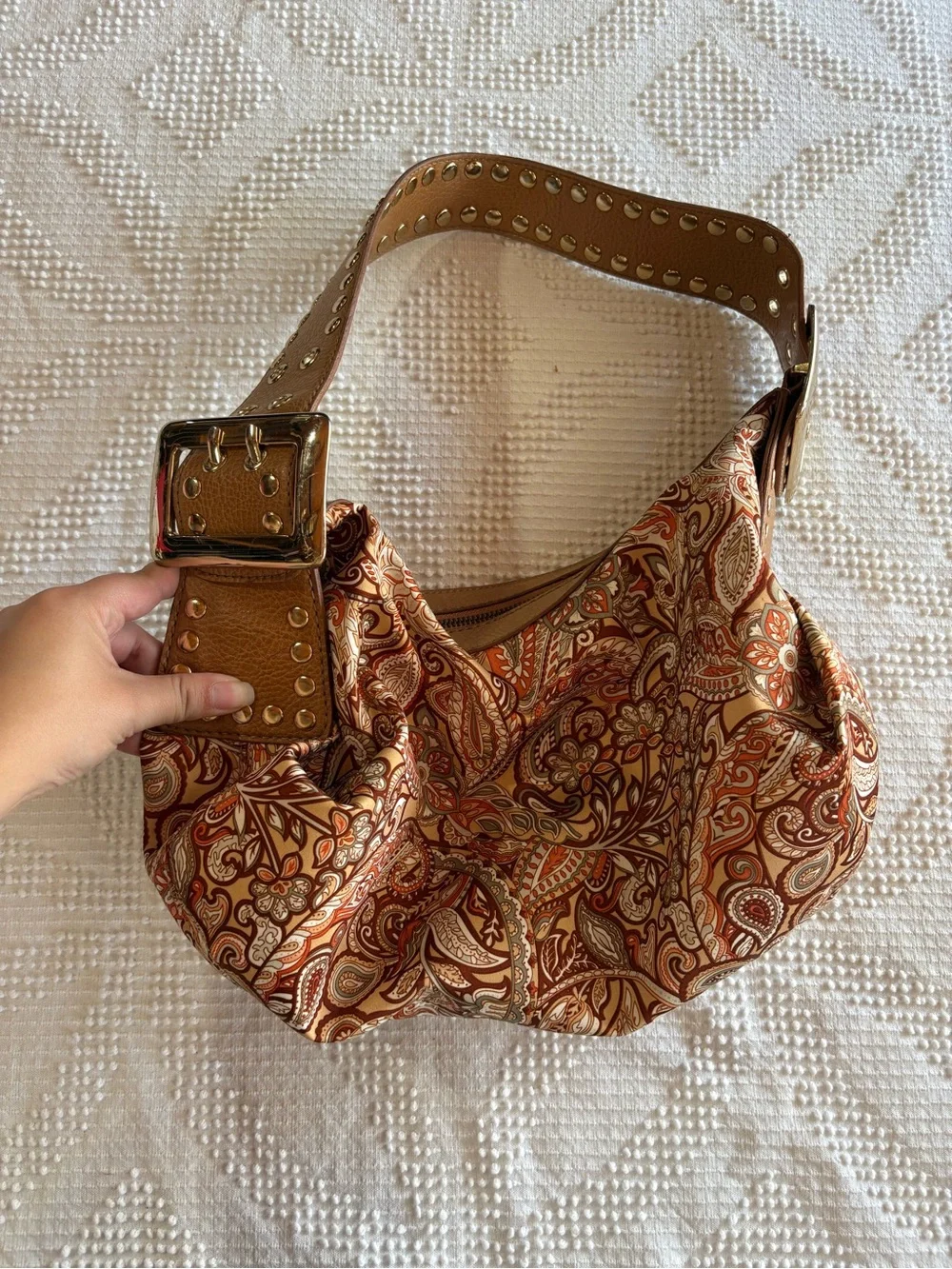 Kathy Van Zeeland Orange and Cream Paisley Shoulder Hobo Bag Y2K Boho Retro